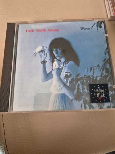 Patti smith group wave - patti,